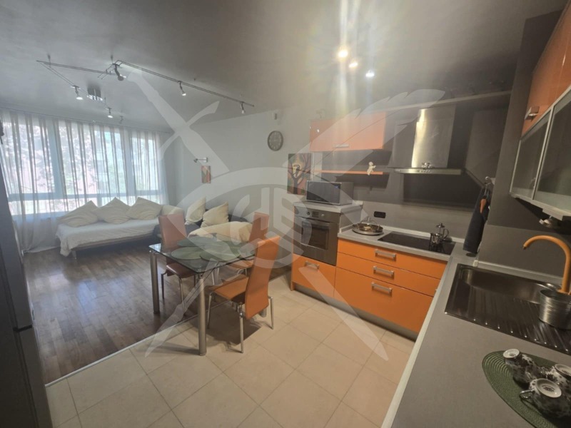 В оренду  2 спальні Варна , Окръжна болница-Генерали , 92 кв.м | 64654059