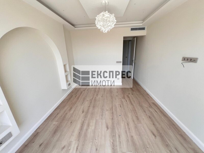 En renta  3 dormitorios Varna , k.k. Sv.Sv. Konstantin i Elena , 240 metros cuadrados | 61258406 - imagen [4]