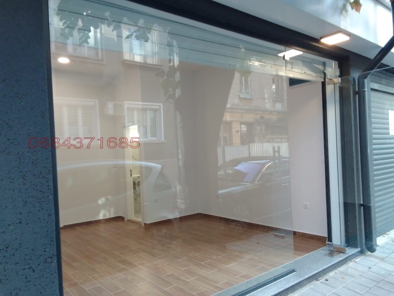 Дава под наем МАГАЗИН, гр. Бургас, Център, снимка 4 - Магазини - 53169056