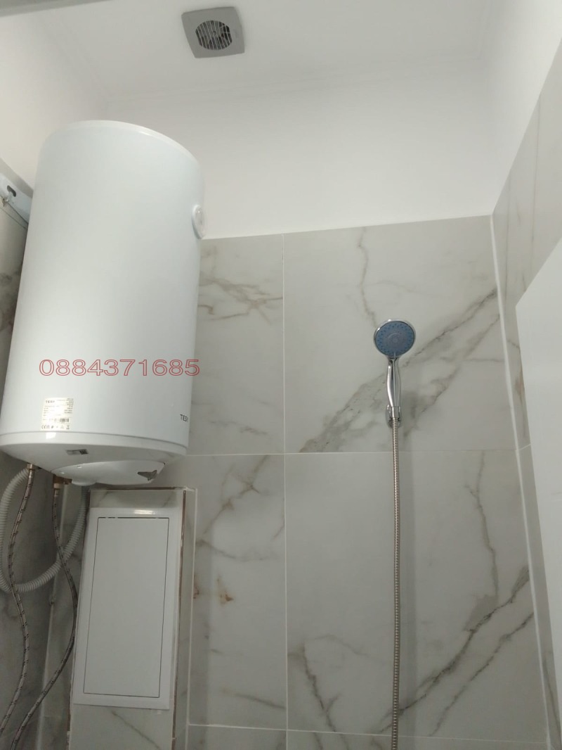 Дава под наем МАГАЗИН, гр. Бургас, Център, снимка 7 - Магазини - 53169056