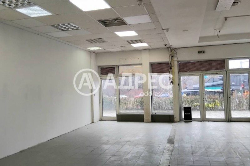 Дава под Наем МАГАЗИН в град Габрово, Младост - 170 кв.м / 1 000 € » 1 955.83 лв., АДРЕС НЕДВИЖИМИ ИМОТИ