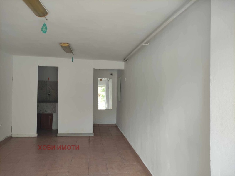 В аренду  Магазин Пловдив , Въстанически , 20 кв.м | 68958952