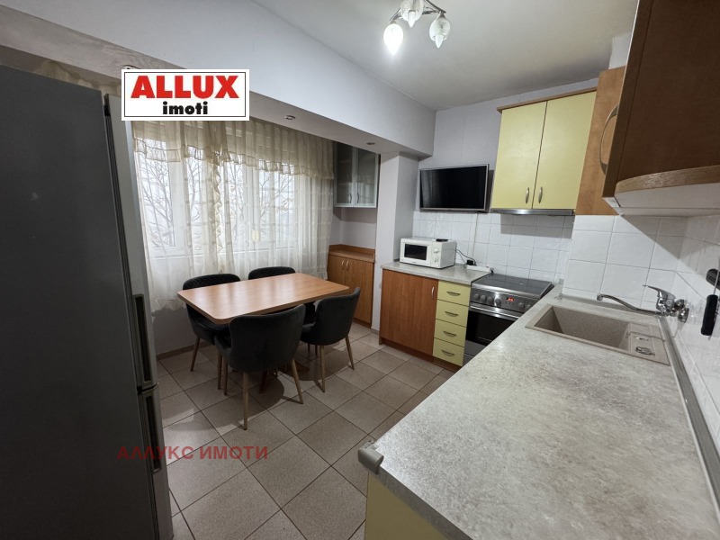 Дава под наем 2-СТАЕН, гр. Русе, Здравец Изток