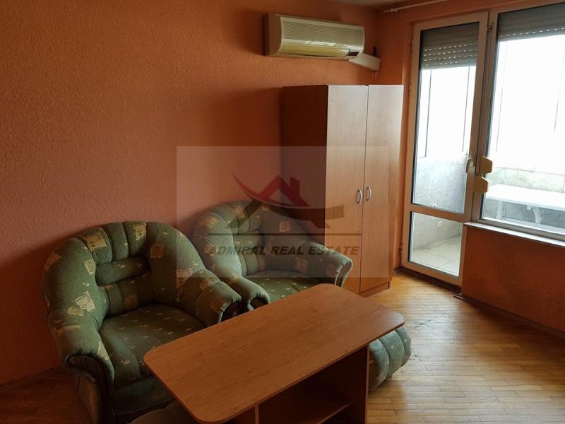 Zu vermieten  1 Schlafzimmer Warna , Ljatno kino Trakija , 45 qm | 86902415 - Bild [3]