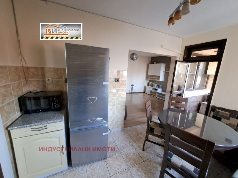 Дава под наем 3-СТАЕН, гр. Пловдив, Христо Смирненски, снимка 2 - Апартаменти - 52796046