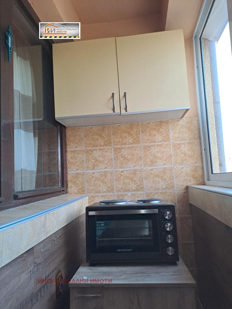 Дава под наем 3-СТАЕН, гр. Пловдив, Христо Смирненски, снимка 13 - Апартаменти - 52796046