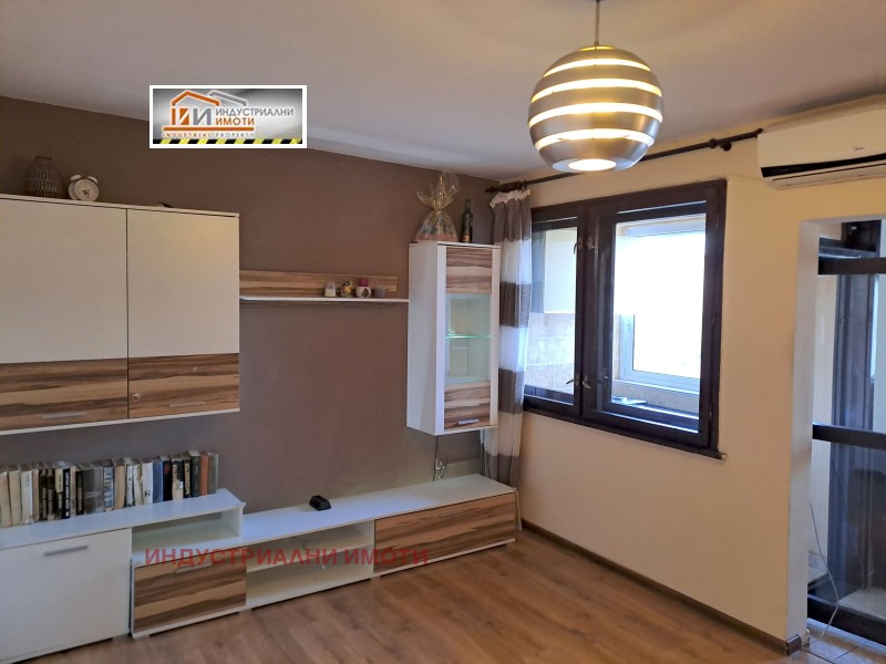 Дава под наем 3-СТАЕН, гр. Пловдив, Христо Смирненски