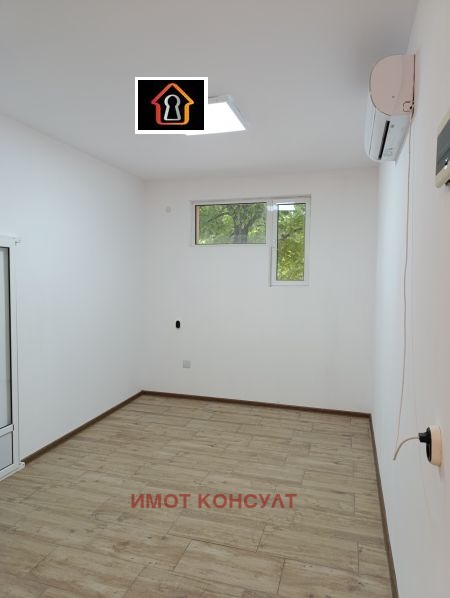 For Rent  Office Vratsa , Tsentar , 56 sq.m | 80942590 - image [3]
