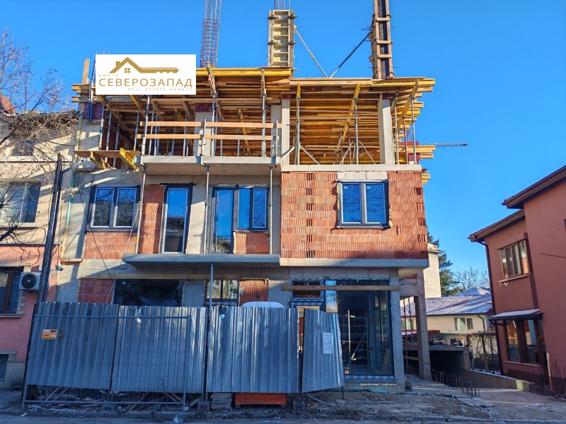 Дава под наем МАГАЗИН, гр. Монтана, Идеален център, снимка 4 - Магазини - 53315607