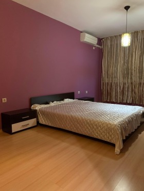 1 Schlafzimmer Zentar, Burgas 5