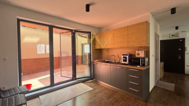 De inchiriat  Studio Varna , Grâțca mahala , 50 mp | 87196568