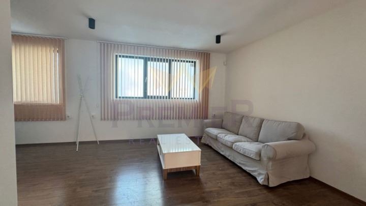 De inchiriat  Studio Varna , Grâțca mahala , 50 mp | 87196568 - imagine [2]