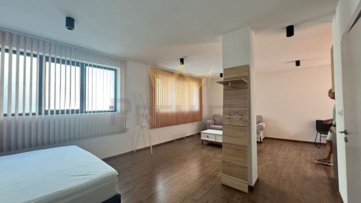 De inchiriat  Studio Varna , Grâțca mahala , 50 mp | 87196568 - imagine [4]