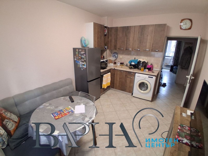 Дава под наем 2-СТАЕН, гр. Варна, Колхозен пазар, снимка 2 - Апартаменти - 52493638