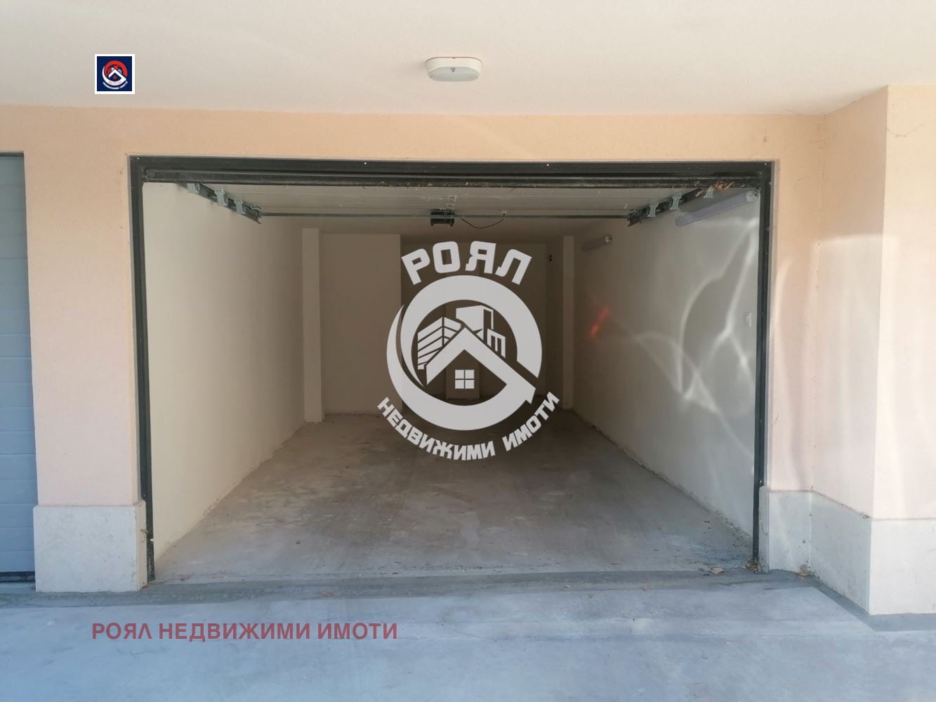 Дава под наем ГАРАЖ, ПАРКОМЯСТО, гр. Пловдив, Център, снимка 2 - Гаражи и паркоместа - 53688468