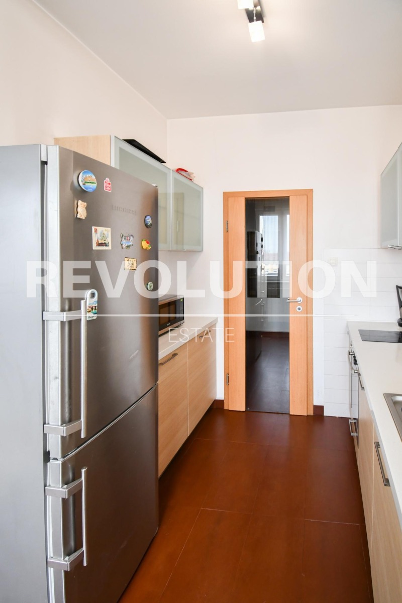 Издаје се  2 спаваће собе Софија , Центар , 120 м2 | 23518426 - слика [5]
