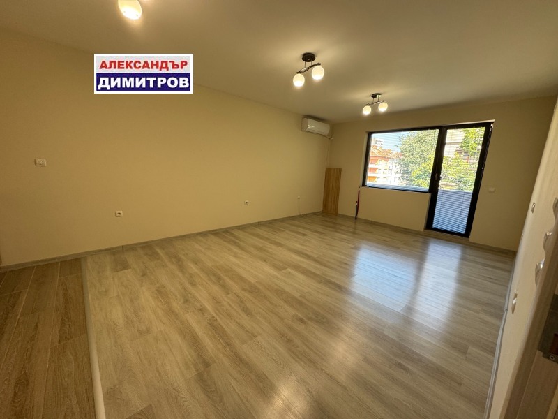 В оренду  2 спальні Русе , Център , 100 кв.м | 96083268