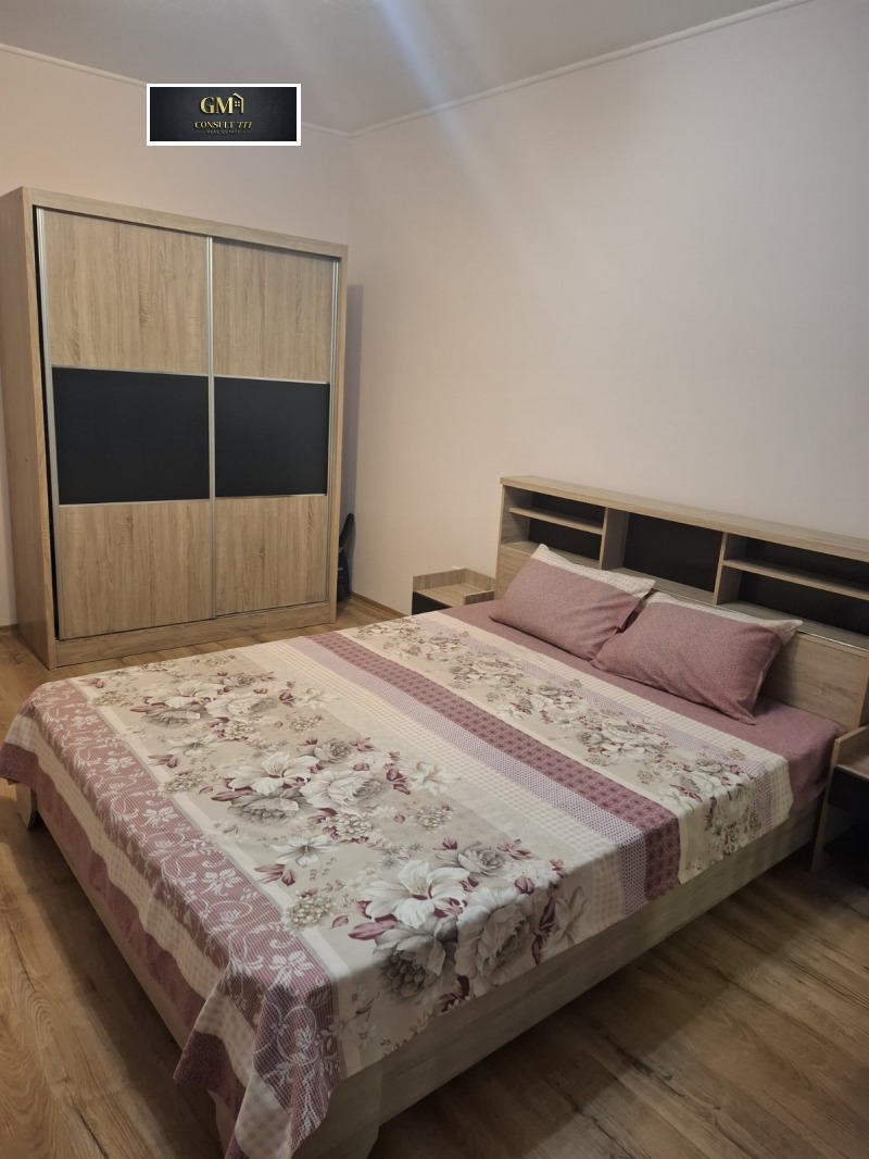 Дава под наем 3-СТАЕН, гр. Плевен, Широк център