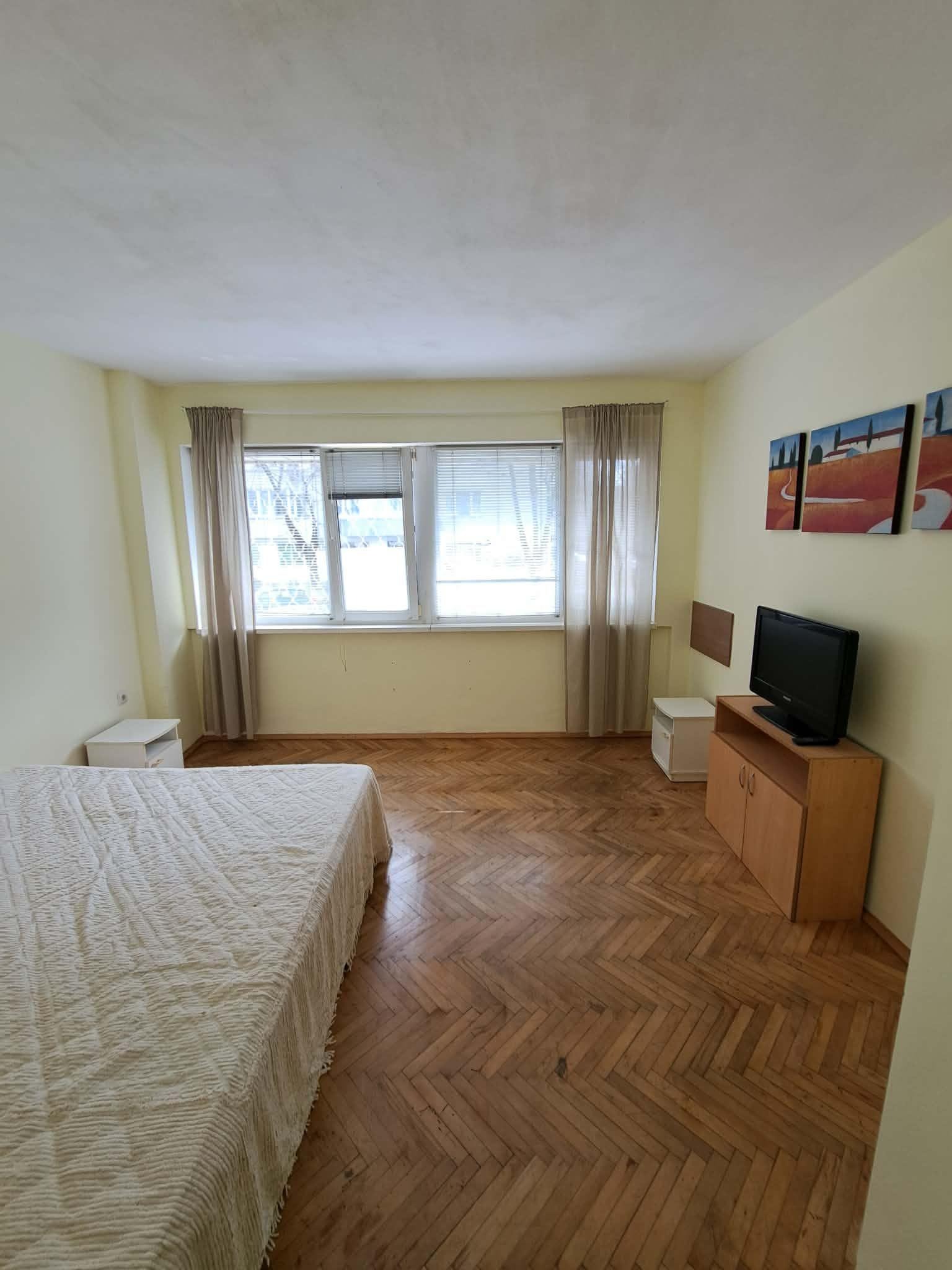 Дава под наем 2-СТАЕН, гр. Варна, Спортна зала, снимка 2 - Апартаменти - 53945317