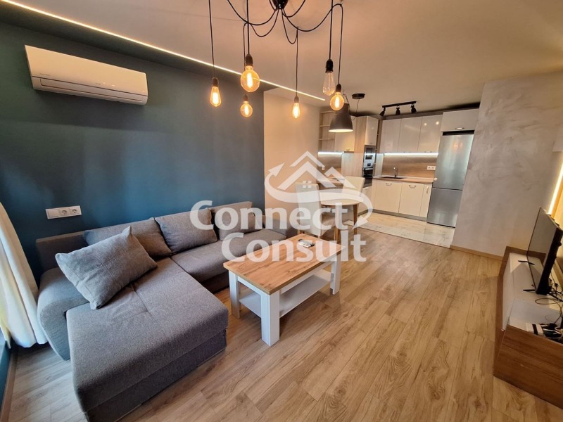 A louer  1 chambre Plovdiv , Hristo Smirnenski , 67 m² | 61805118