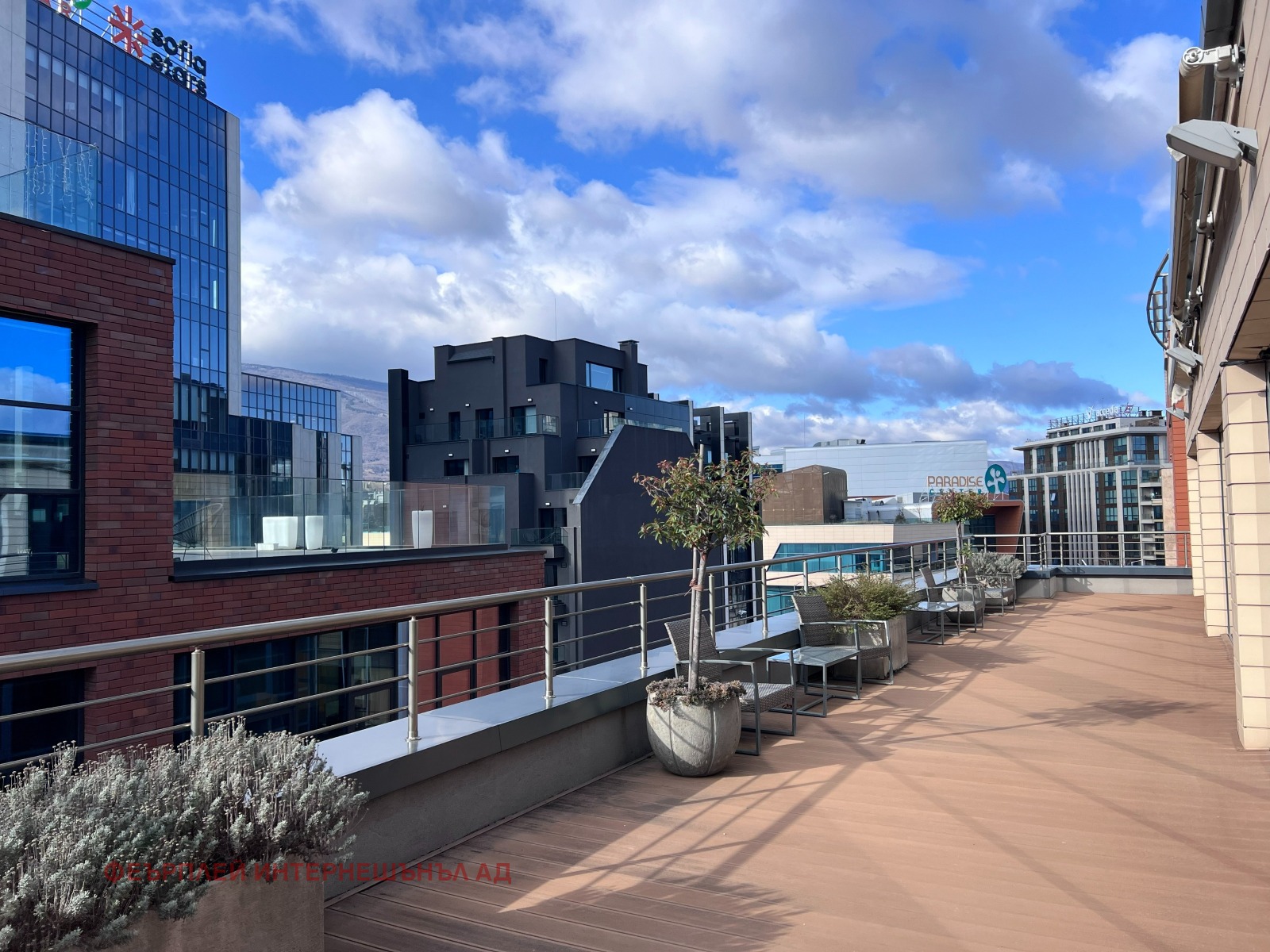 Дава под наем ОФИС, гр. София, Хладилника