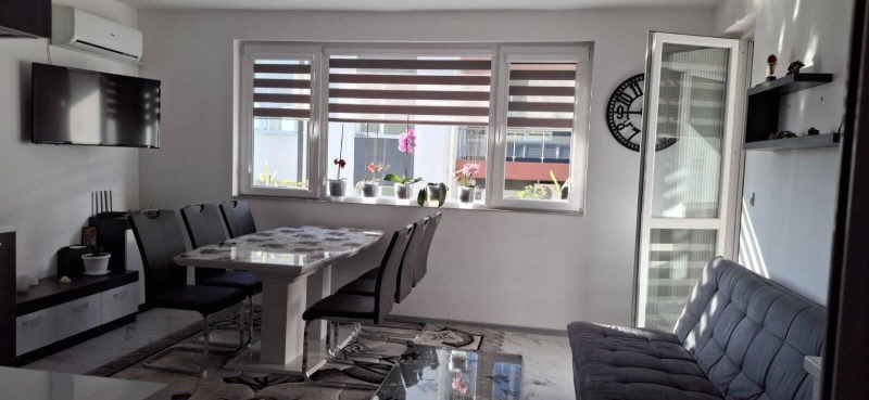 Til leie  1 soverom Burgas , Meden rudnik - zona V , 56 kvm | 21490871