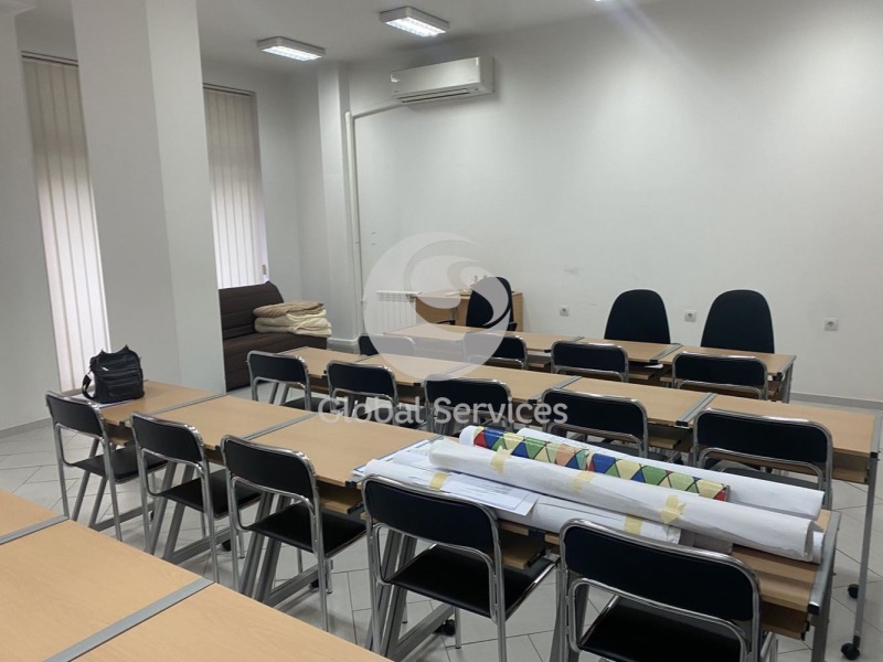 Te huur  Winkel Sofia , Mladost 1 , 65 m² | 33620640 - afbeelding [2]