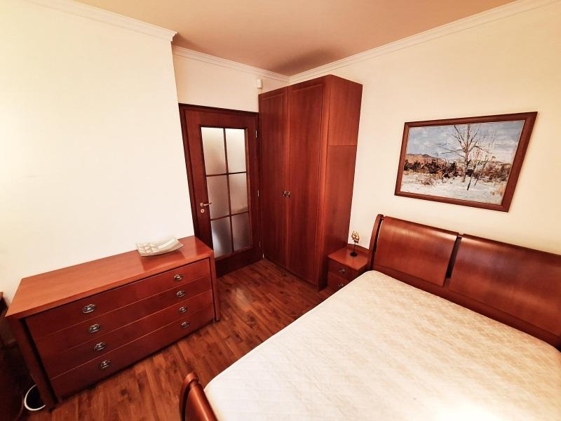 Издаје се  2 спаваће собе Софија , Лозенец , 80 м2 | 58121497 - слика [10]