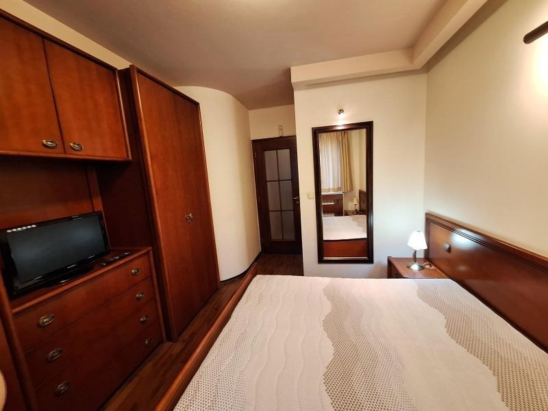 Издаје се  2 спаваће собе Софија , Лозенец , 80 м2 | 58121497 - слика [12]