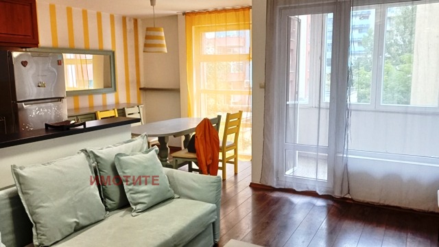 För uthyrning  2 sovrum Sofia , Centar , 95 kvm | 67443945 - bild [2]