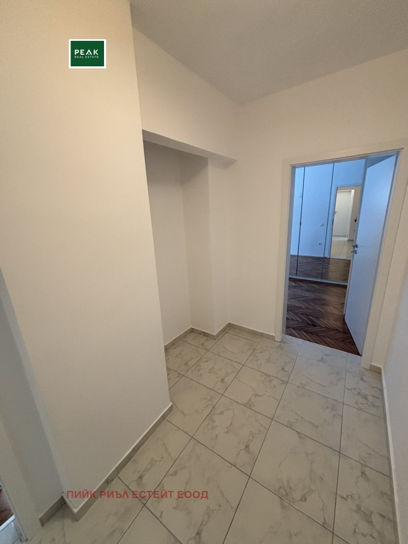 Дава под наем 3-СТАЕН, гр. София, Лозенец, снимка 10 - Апартаменти - 53040262