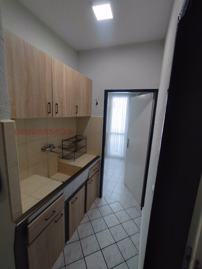 Дава под наем 1-СТАЕН, гр. Шумен, 5-ти полк, снимка 4 - Апартаменти - 53142966