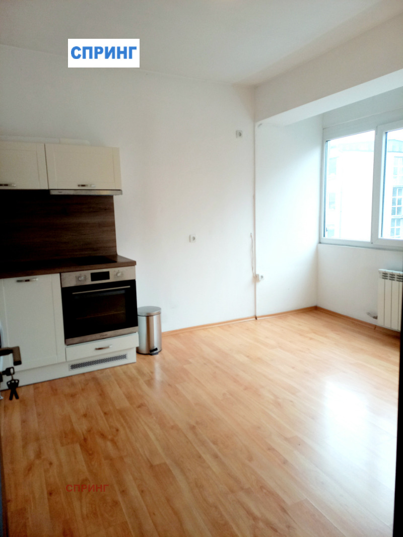 Дава под наем 3-СТАЕН, гр. София, Иван Вазов, снимка 3 - Апартаменти - 53592964