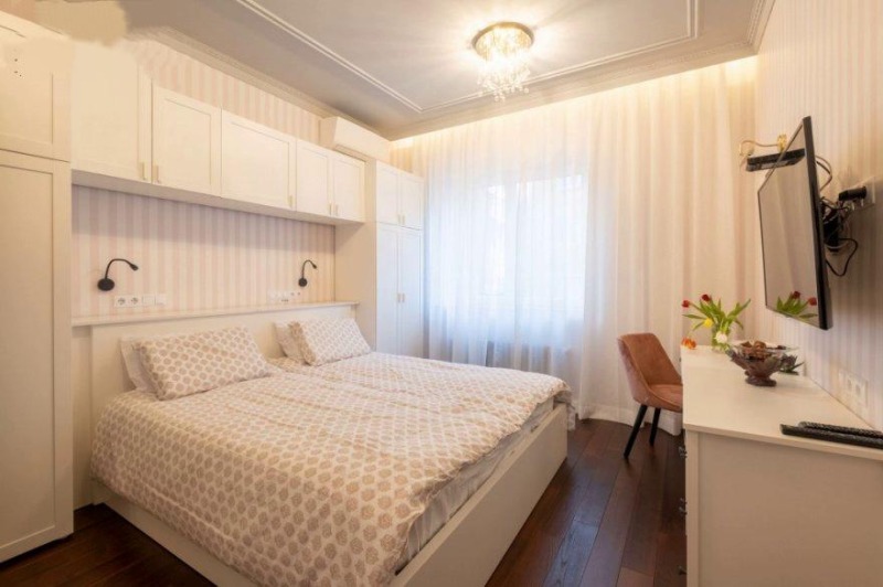 Дава под наем  4-стаен град София , Център , 101 кв.м | 80524511 - изображение [2]