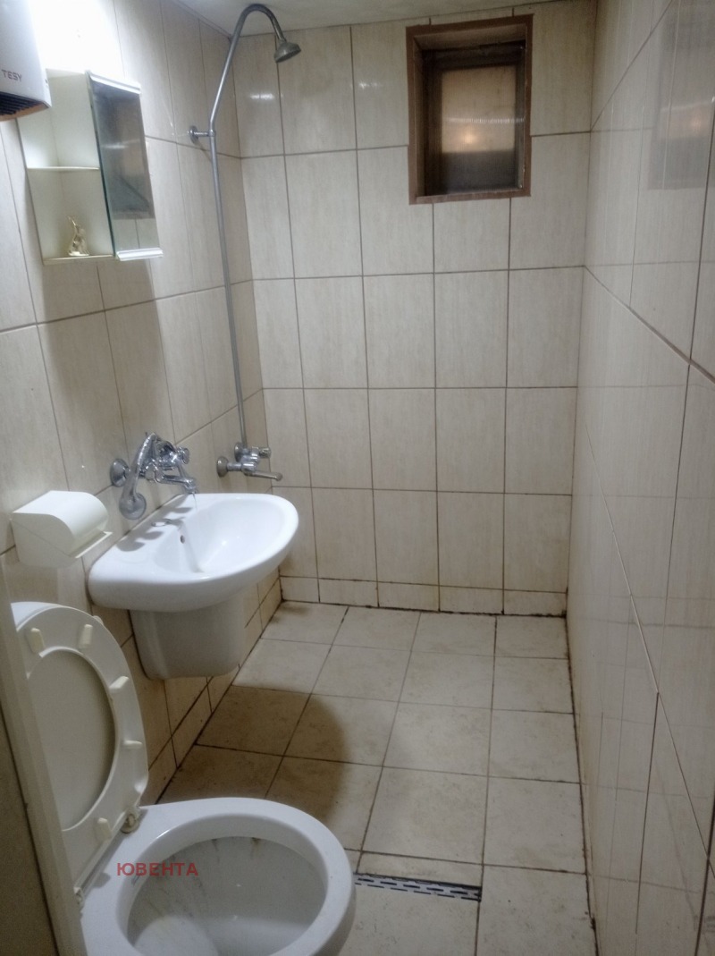 Издаје се  Кућа Русе , Централен кооп. пазар , 40 м2 | 31641184 - слика [5]
