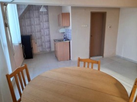 1 sovrum Kjutjuk Parij, Plovdiv 3