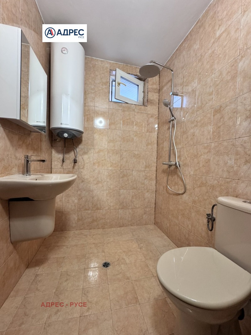 De inchiriat  1 dormitor Ruse , Șiroc țentâr , 58 mp | 38161504 - imagine [9]