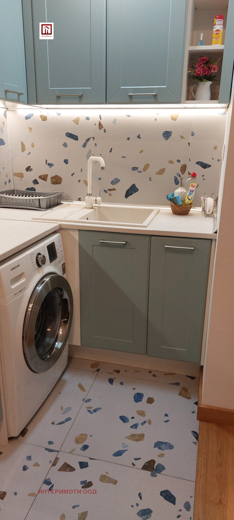 Дава под наем 2-СТАЕН, гр. София, Център, снимка 2 - Апартаменти - 53174626