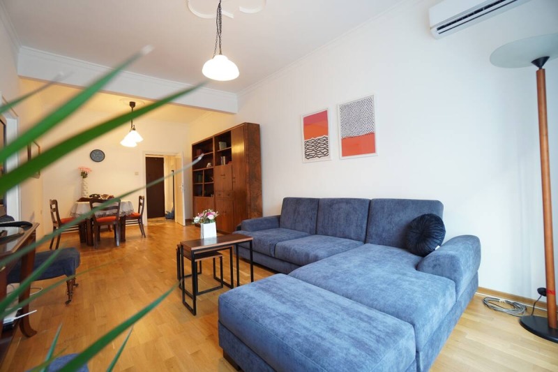 Дава под наем 3-СТАЕН, гр. София, Център