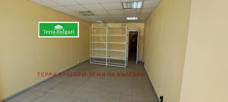 Do wynajęcia  Sklep Pernik , Prigarow rajon , 42 mkw | 20355160 - obraz [3]