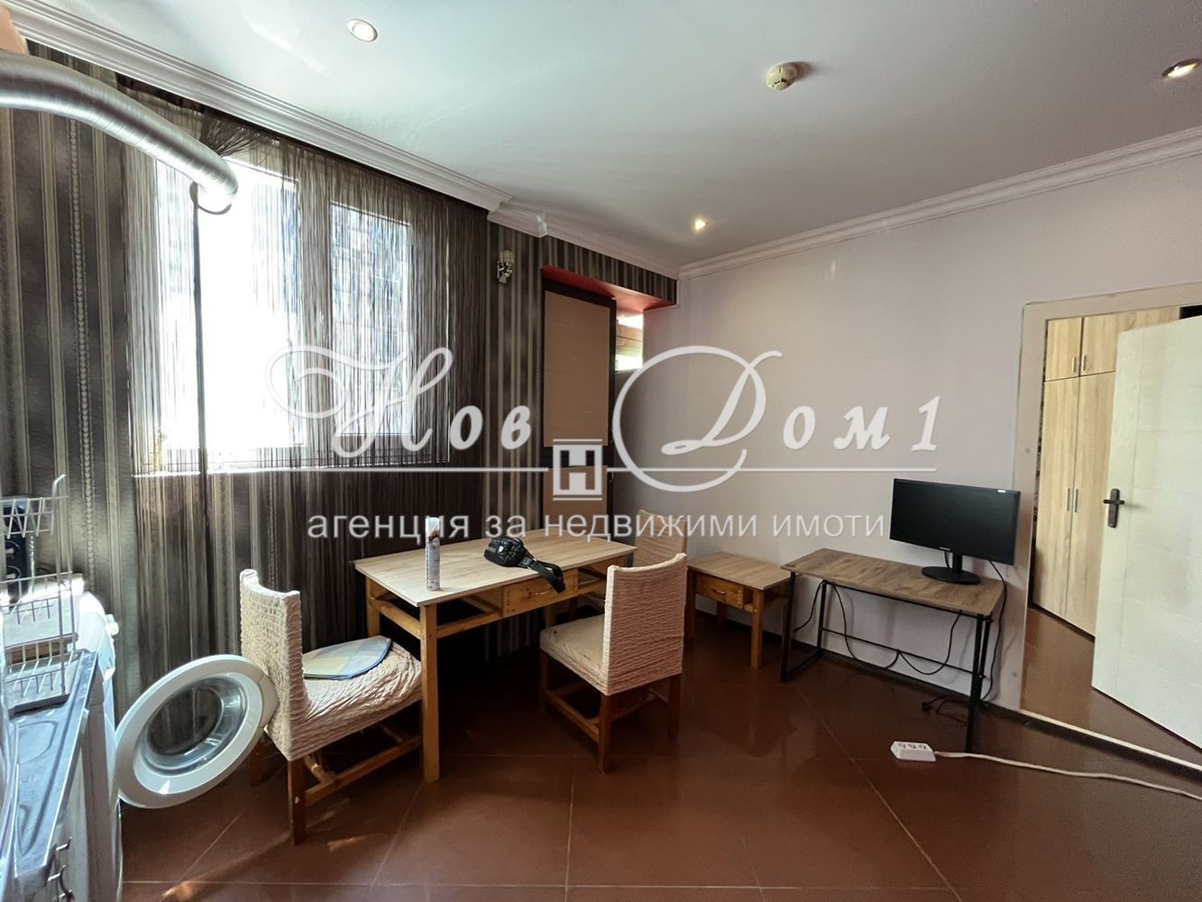 Дава под наем 2-СТАЕН, гр. Варна, Левски 1, снимка 2 - Апартаменти - 53806396