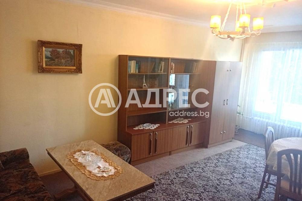 Дава под наем 2-СТАЕН, гр. София, Разсадника, снимка 2 - Апартаменти - 54924475