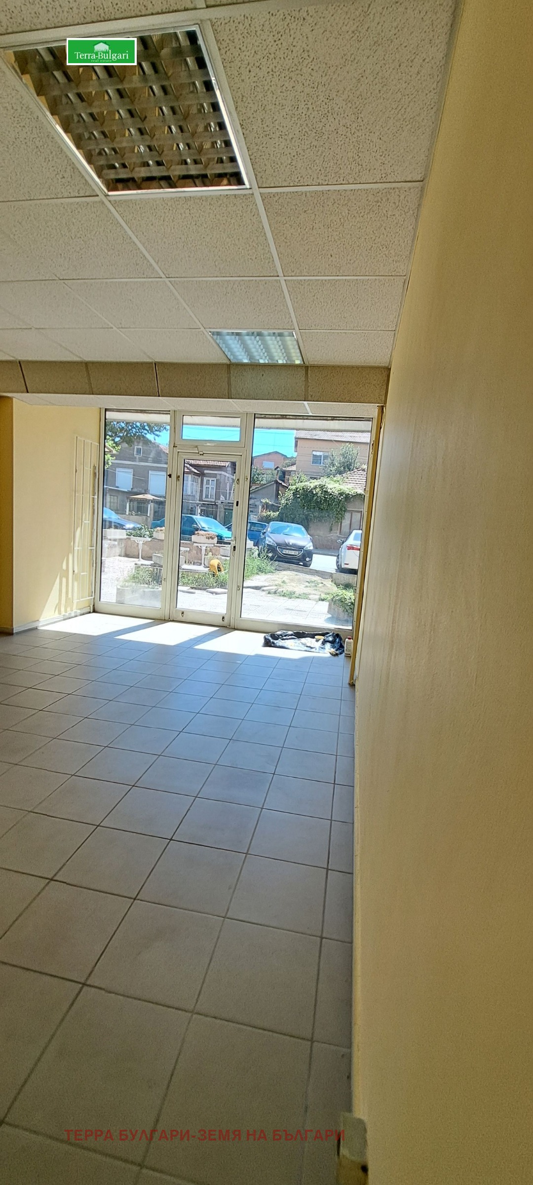 Дава под наем МАГАЗИН, гр. Перник, Пригаров район, снимка 14 - Магазини - 53853149