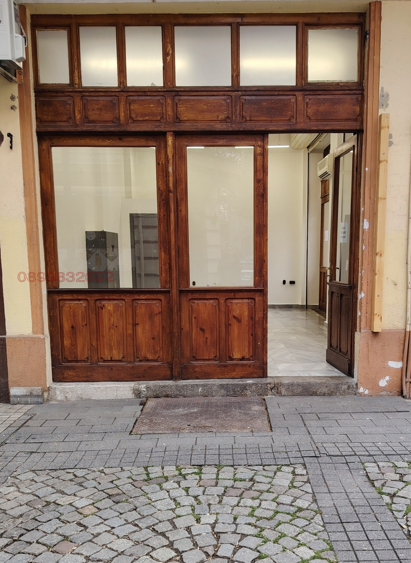 Дава под наем МАГАЗИН, гр. Пловдив, Център, снимка 4 - Магазини - 53632415