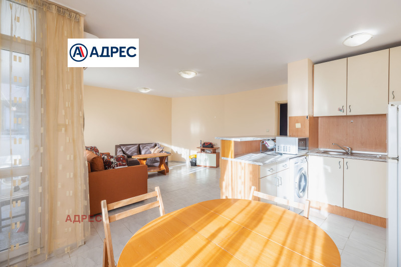 Дава под наем 2-СТАЕН, гр. Варна, ВИНС-Червен площад