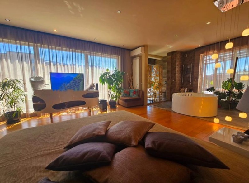 Vuokrattavana  3 makuuhuonetta Sofia , Manastirski livadi , 650 neliömetriä | 45683115 - kuva [2]