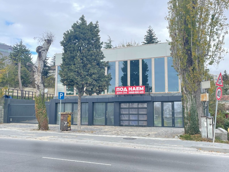 Te huur  Winkel Varna , m-t Dolna Traka , 320 m² | 36960950