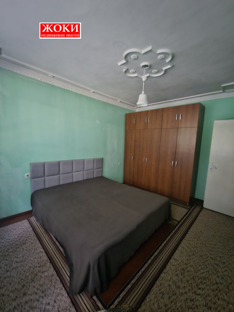 Дава под наем  2-стаен град Перник , Изток , 70 кв.м | 65192439 - изображение [9]