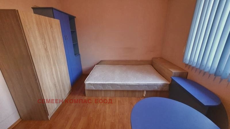 Til leje  1 soveværelse Plovdiv , Tsentar , 85 kvm | 32117566 - billede [4]