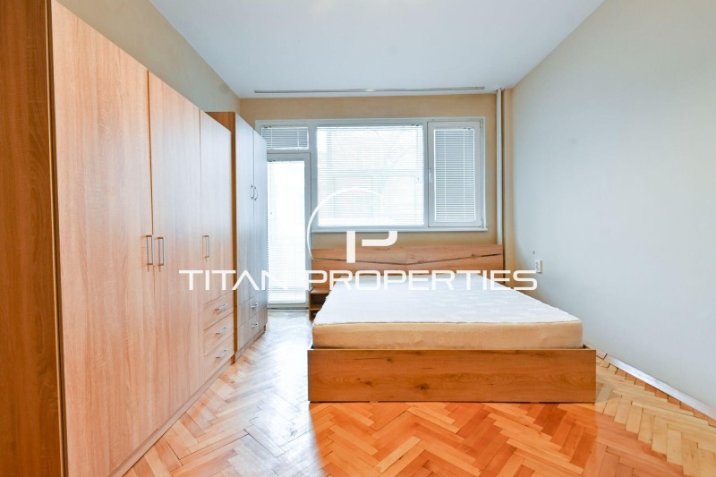 Дава под наем 3-СТАЕН, гр. София, Център, снимка 10 - Апартаменти - 53039719